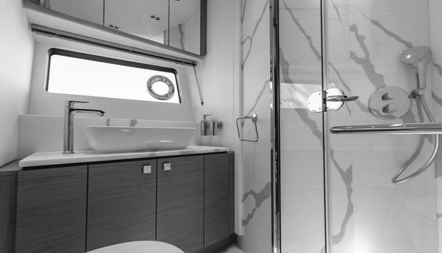 1192475 yacht for sale 40