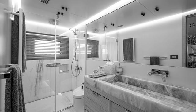 37XP-17 yacht for sale 48