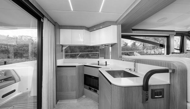 Four Sail yacht for sale 10