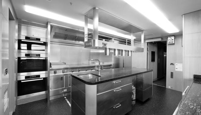 OLMIDA yacht for sale 35