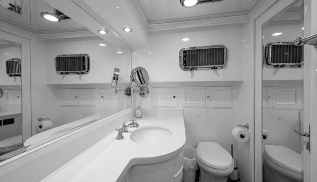 CARA MIA yacht for sale 43