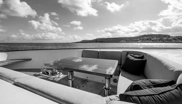 FIREFLY yacht for sale 17