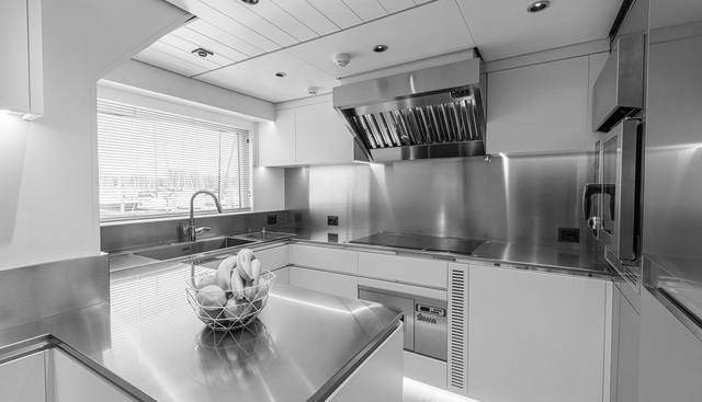 VAYUS yacht for sale 14