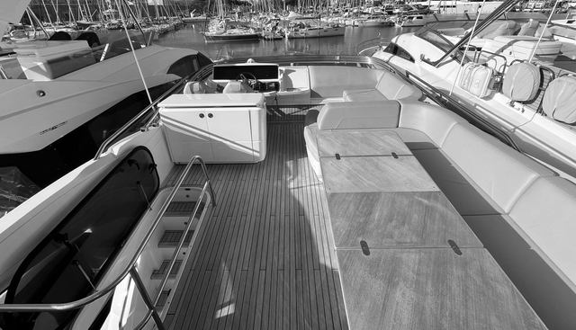 F55 yacht for sale 7