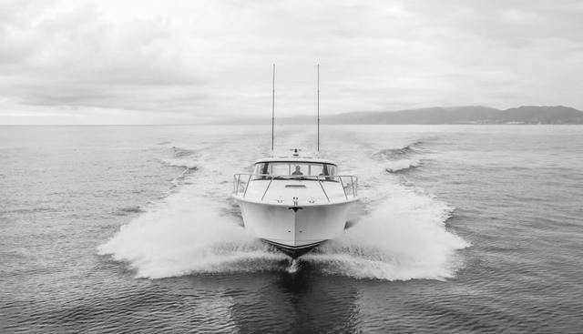 Commodore Two yacht for sale 12