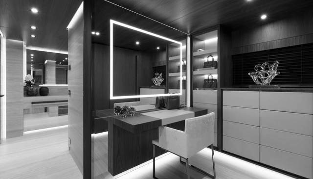UTOPIA IV yacht for sale 19