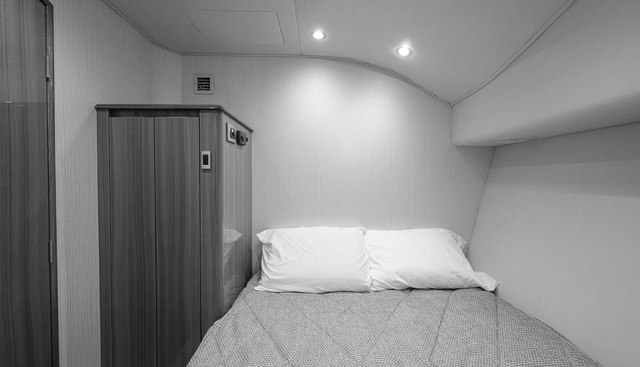 noname yacht for sale 28