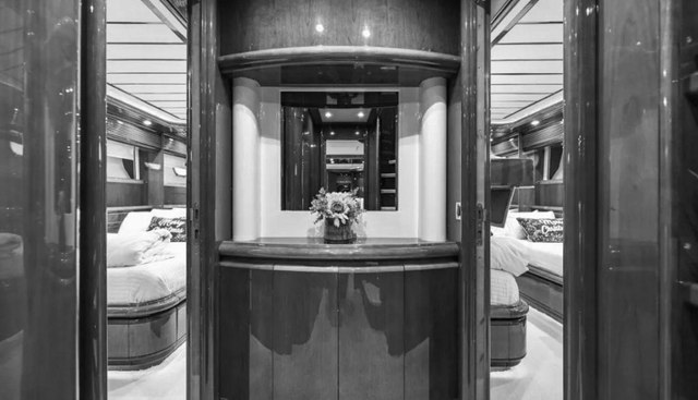 SINPATICO yacht for sale 38