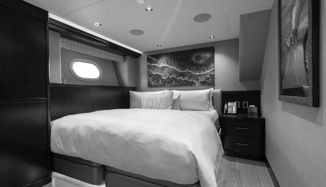 FIGARO yacht for sale 19