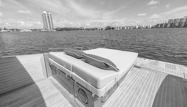 SPIN yacht for sale 14