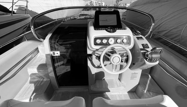 INCHA yacht for sale 9