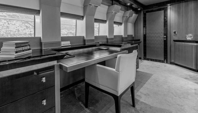 EQUITY yacht for sale 34