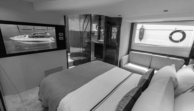 Sir Henry yacht for sale 37