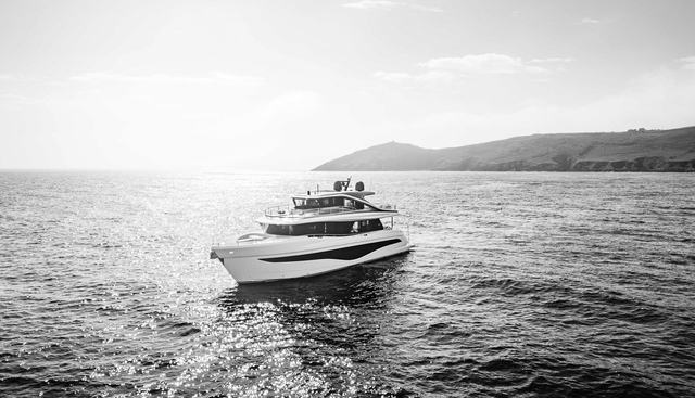 CHASE yacht for sale 43