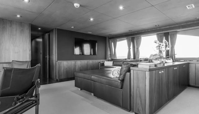 DESEO yacht for sale 27