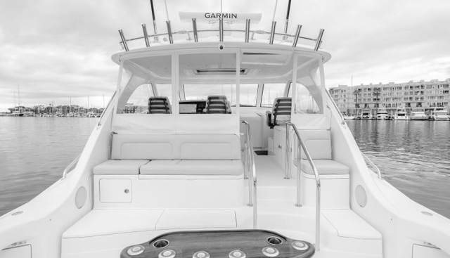 Commodore Two yacht for sale 44