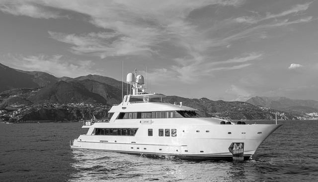 ATOM yacht for sale 33