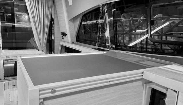 Aquila 42 Coupe yacht for sale 60