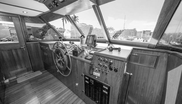 noname yacht for sale 30