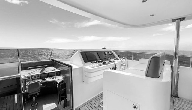 MESMERIZE yacht for sale 32