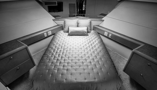 KRISTIN LEE yacht for sale 24