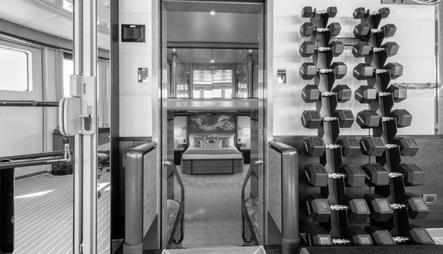 JAGUAR yacht for sale 32