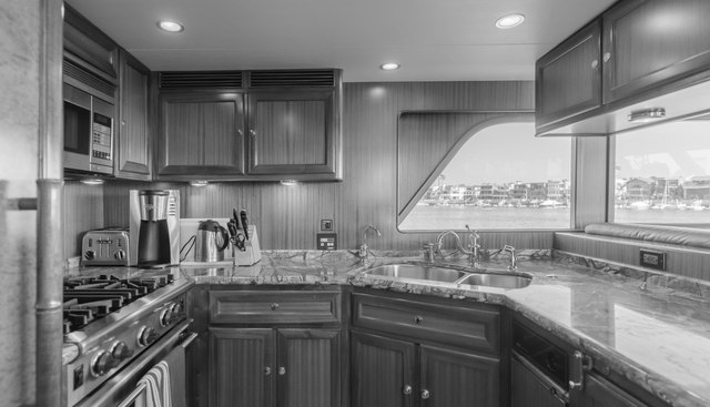 AL DI LA yacht for sale 32