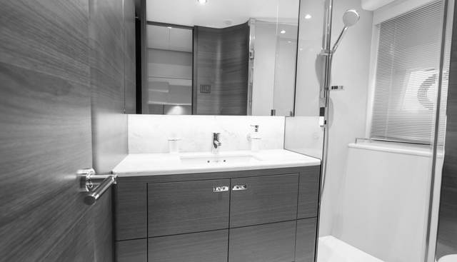 SERENATA yacht for sale 23