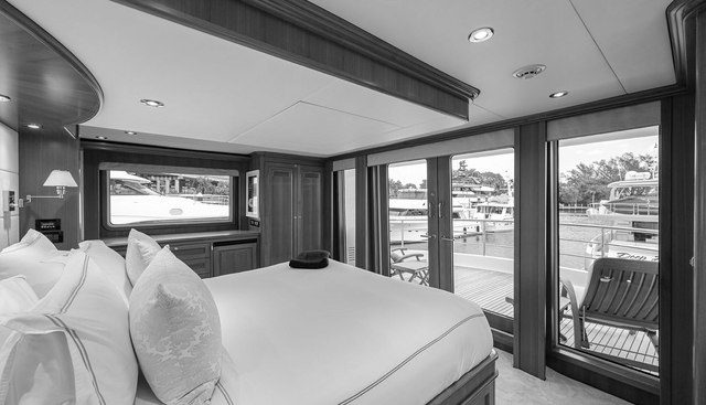 SOLACE yacht for sale 15