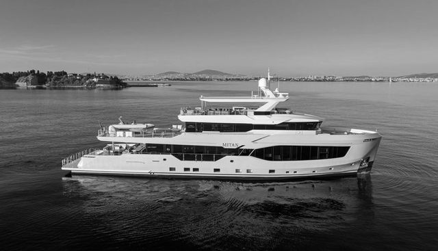 NUMARINE 40MXP yacht for sale 2