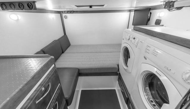 PINCH ME yacht for sale 47