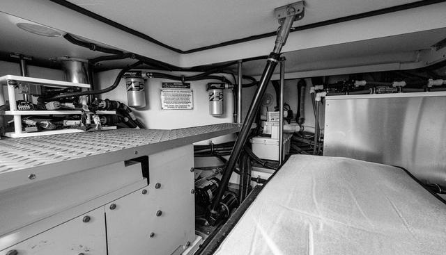 noname yacht for sale 37