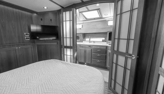 PINCH ME yacht for sale 37