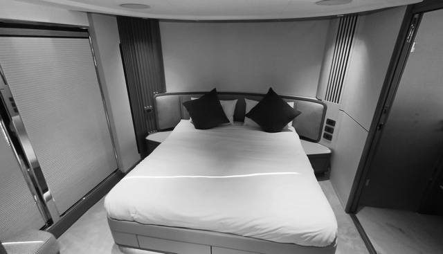 PRINCESS X80 yacht for sale 28