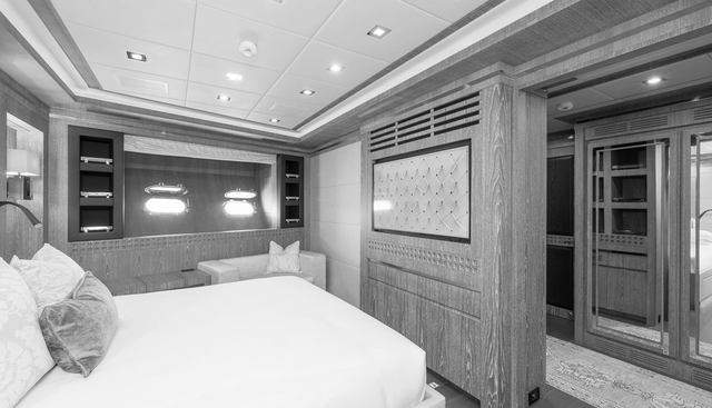 ROYALE X yacht for sale 14