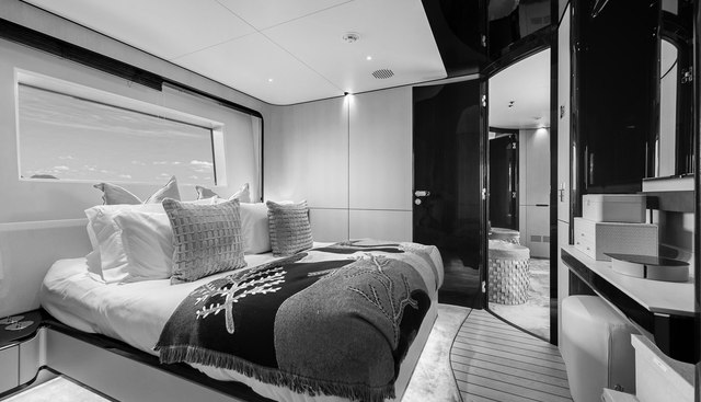 Amico yacht for sale 33