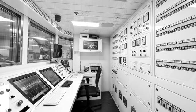 FORMOSA yacht for sale 23