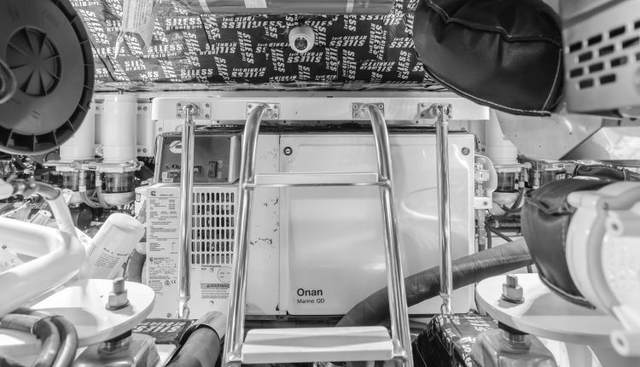 Commodore Two yacht for sale 62