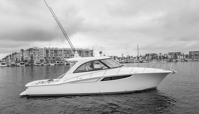 Commodore Two yacht for sale 10