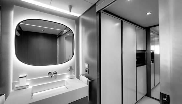 L.A.U.L yacht for sale 22
