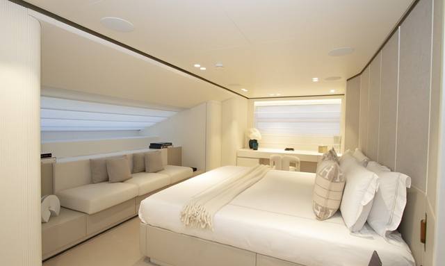 Valx yacht Full-Beam Master With Office