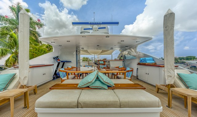 Aspen Alternative yacht Sundeck Amenities