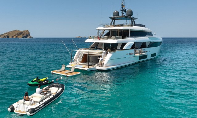 On yacht Innovative Garage