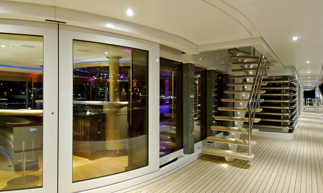 Global yacht Twin side deck terraces 