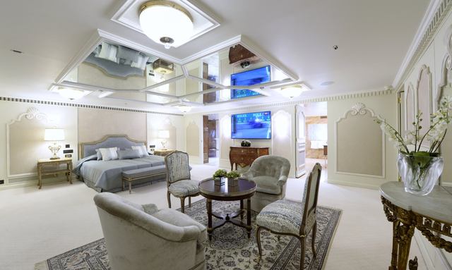 Lady Sarya yacht Master Suite