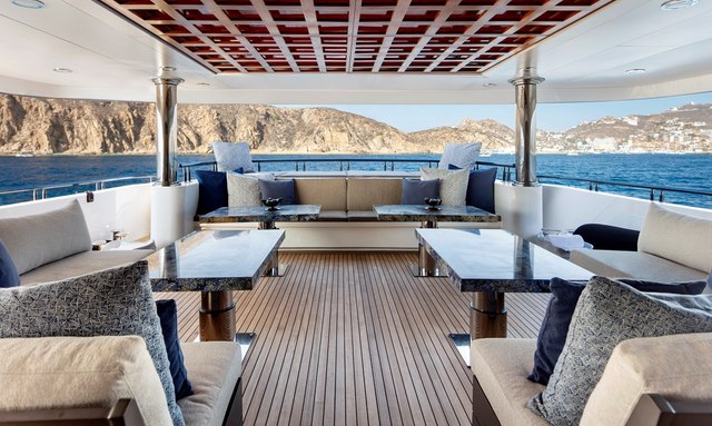 Tsumat yacht Expansive Aft Deck