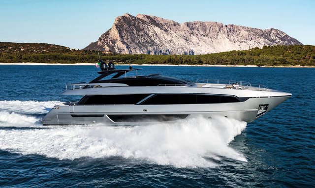 Convict yacht MTU-powered performance for Bahamas cruising range