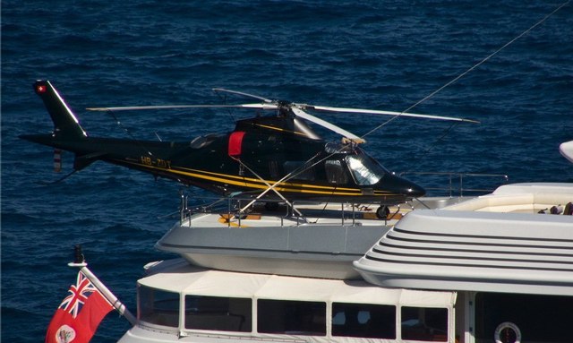 Lady Marina yacht Helipad