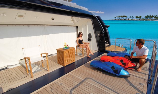 You & Me yacht Garage Launch System