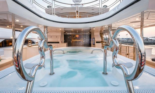 Atlantis yacht Jacuzzi with Waterfall